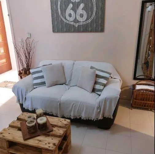 Nunu\'S House