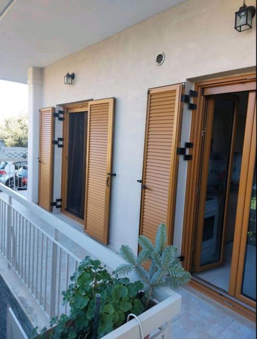 Daire Nunu's House Rio